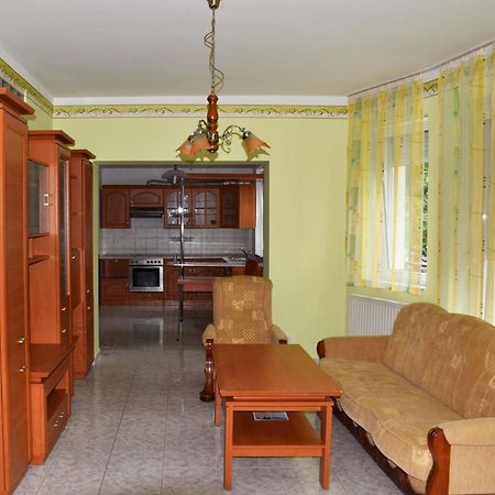 Pilikan Apartments Lenti Εξωτερικό φωτογραφία